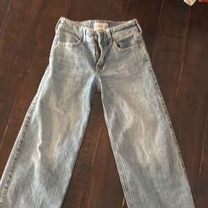 Girl’s Abercrombie jeans